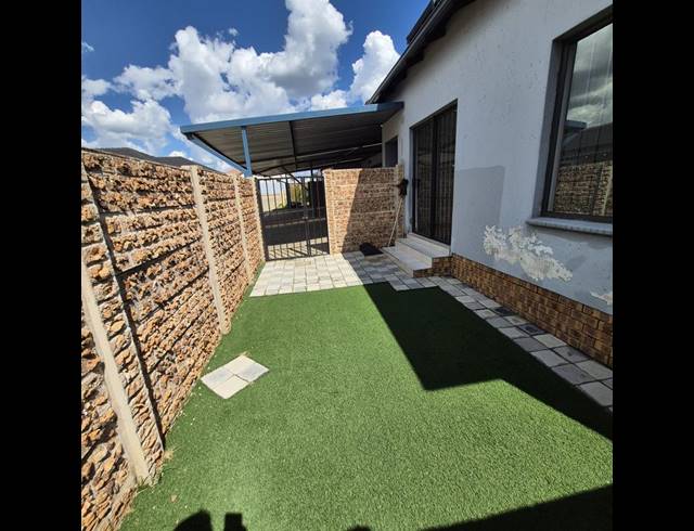 3 BEDROOM PROPERTY TO RENT IN PARKRAND